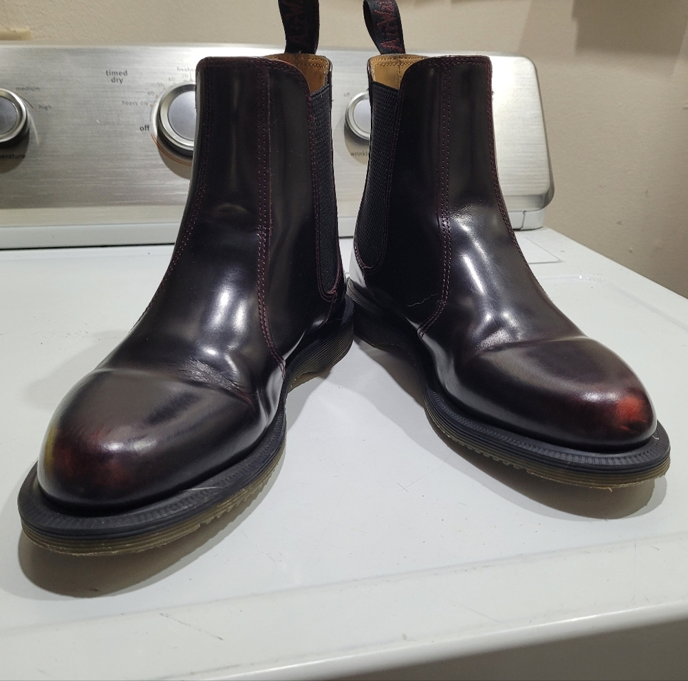Womens Burgundy Leather Chelsea Boots